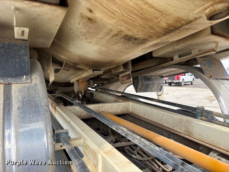 image for item FK1399 2020 Peterbilt 567 sewer jetter truck