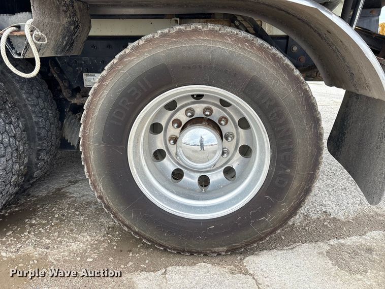 image for item FK1399 2020 Peterbilt 567 sewer jetter truck