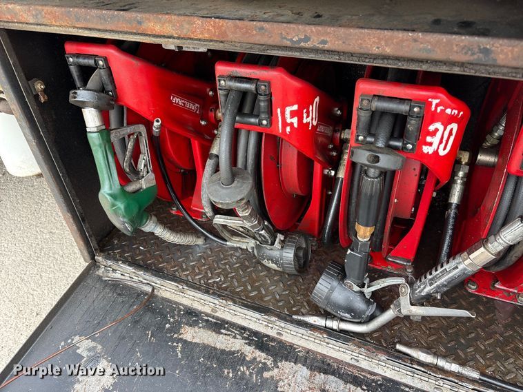image for item FK1400 2000 International 4900 fuel / lube truck