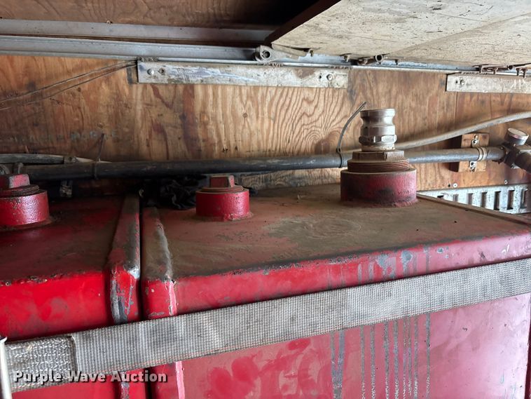 image for item FK1400 2000 International 4900 fuel / lube truck