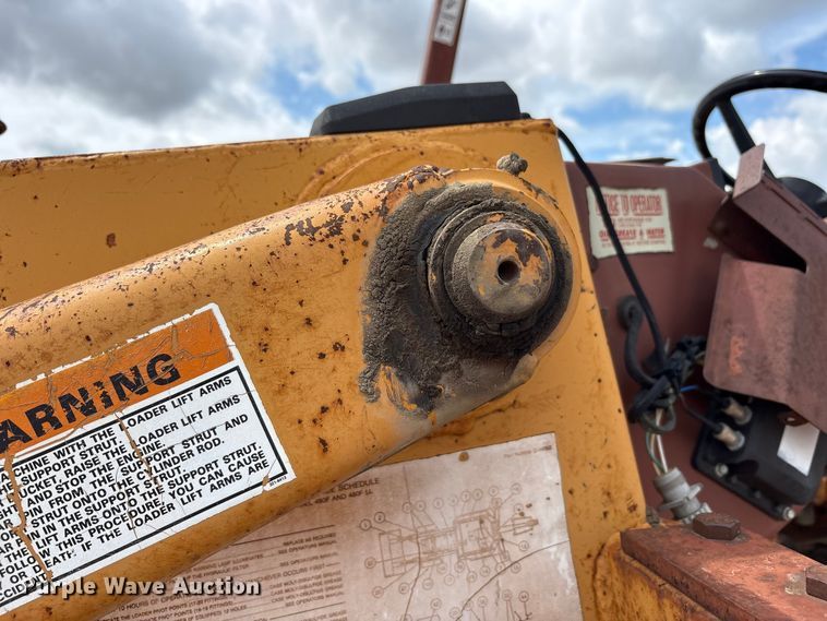 image for item FK1401 1993 Case 480F MFWD tractor