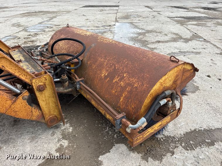 image for item FK1401 1993 Case 480F MFWD tractor