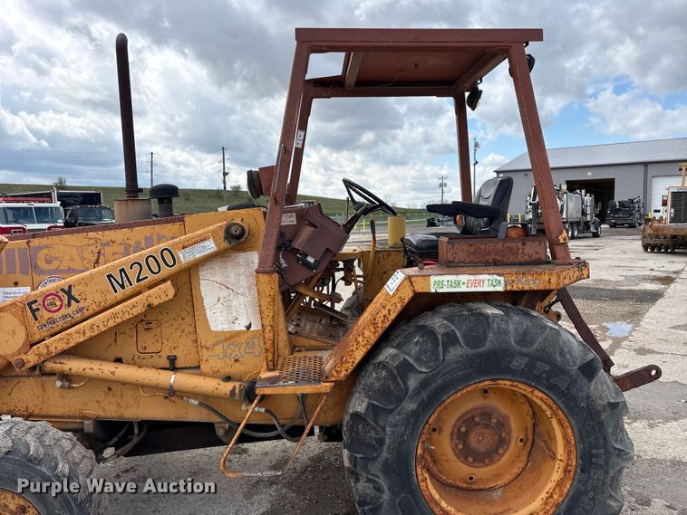 image for item FK1401 1993 Case 480F MFWD tractor