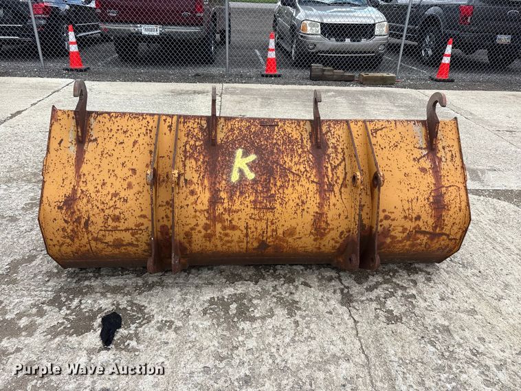 image for item FK1401 1993 Case 480F MFWD tractor