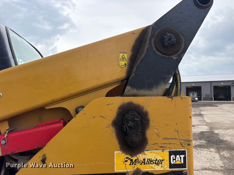 image for item FK1402 2019 Caterpillar 289D tracked skid steer loader