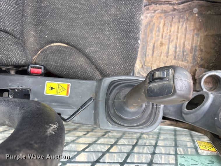 image for item FK1403 2019 Caterpillar 289D tracked skid steer loader