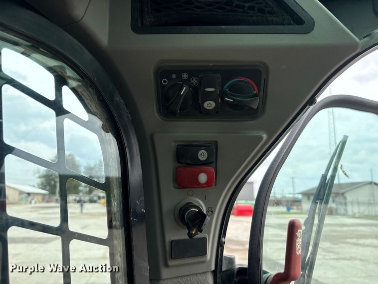 image for item FK1403 2019 Caterpillar 289D tracked skid steer loader