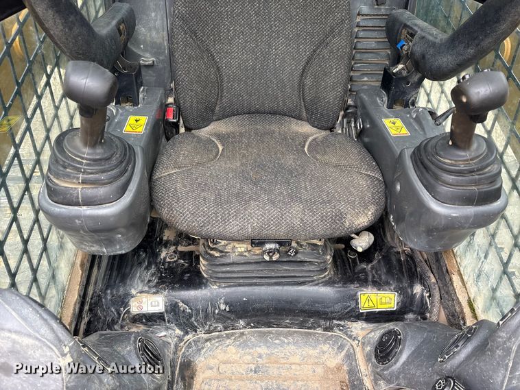 image for item FK1404 2019 Caterpillar 289D tracked skid steer loader