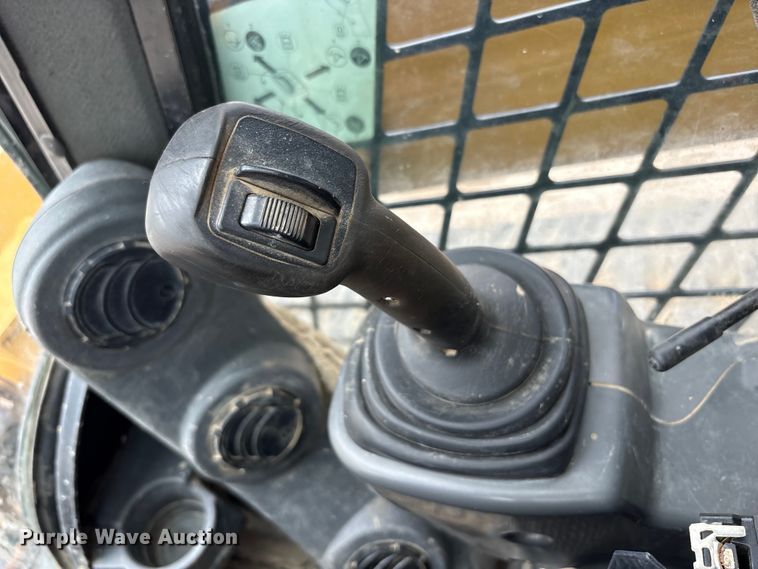 image for item FK1404 2019 Caterpillar 289D tracked skid steer loader