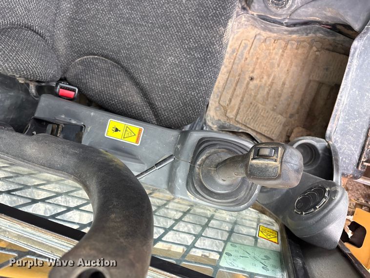 image for item FK1405 2019 Caterpillar 289D tracked skid steer loader