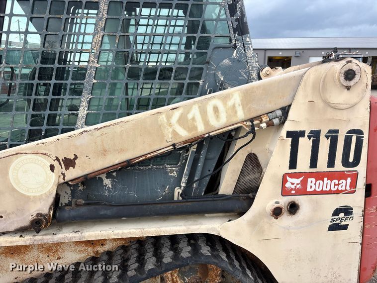 image for item FK1406 Bobcat T110 tracked skid steer loader