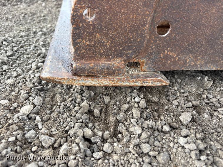 image for item FK1406 Bobcat T110 tracked skid steer loader