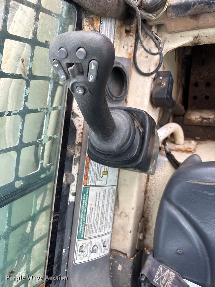 image for item FK1406 Bobcat T110 tracked skid steer loader