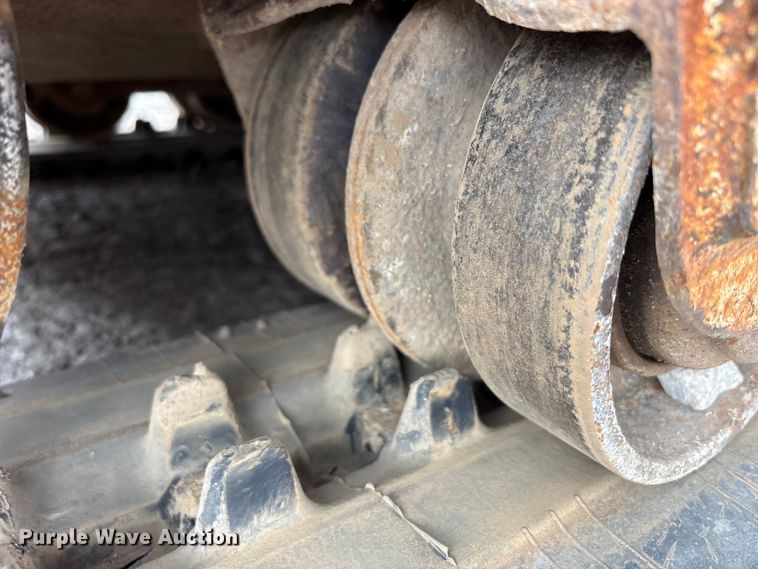 image for item FK1406 Bobcat T110 tracked skid steer loader