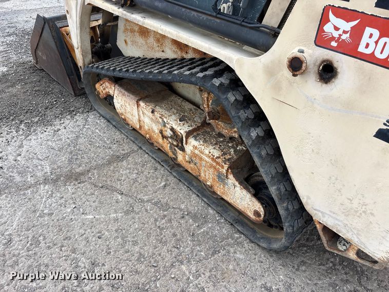 image for item FK1406 Bobcat T110 tracked skid steer loader