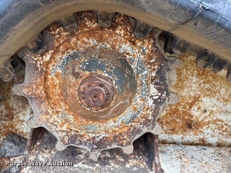 image for item FK1406 Bobcat T110 tracked skid steer loader