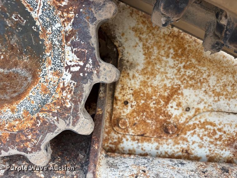 image for item FK1406 Bobcat T110 tracked skid steer loader