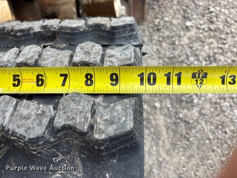 image for item FK1406 Bobcat T110 tracked skid steer loader