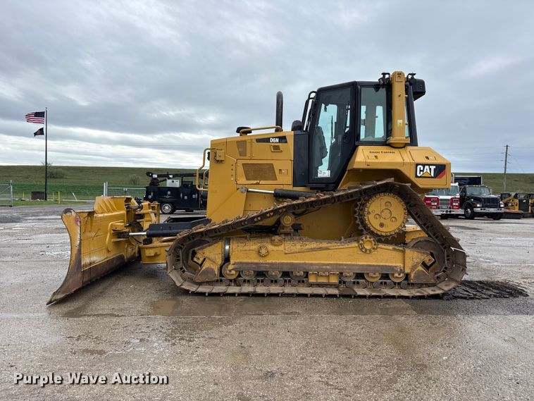 image for item FK1407 2018 Caterpillar D6N LGP dozer