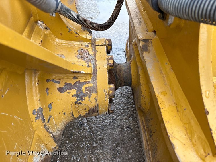image for item FK1407 2018 Caterpillar D6N LGP dozer