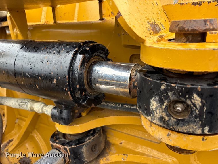 image for item FK1407 2018 Caterpillar D6N LGP dozer