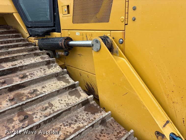image for item FK1407 2018 Caterpillar D6N LGP dozer