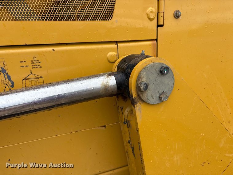image for item FK1407 2018 Caterpillar D6N LGP dozer