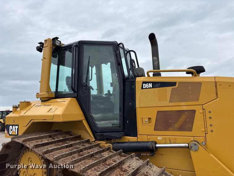 image for item FK1407 2018 Caterpillar D6N LGP dozer