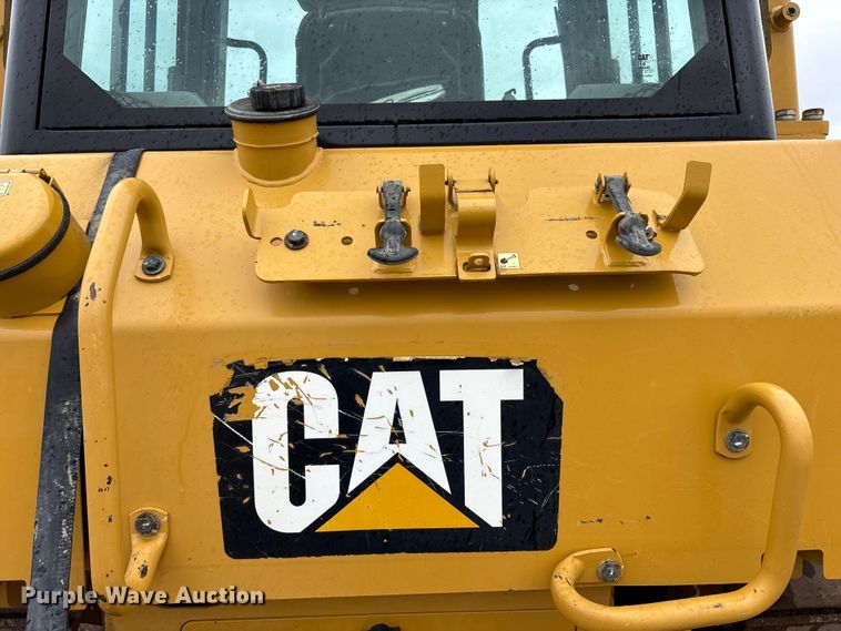 image for item FK1407 2018 Caterpillar D6N LGP dozer