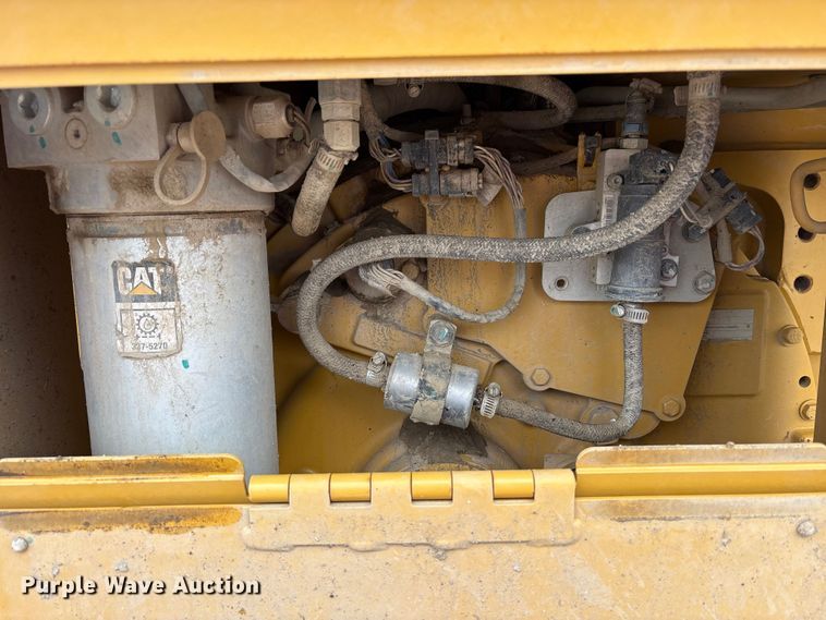 image for item FK1407 2018 Caterpillar D6N LGP dozer