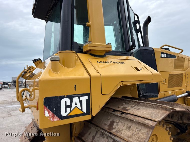 image for item FK1407 2018 Caterpillar D6N LGP dozer