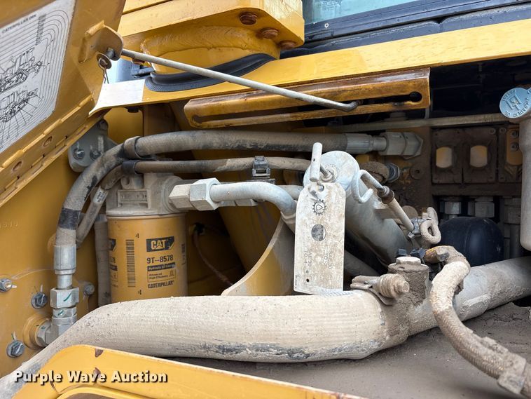 image for item FK1407 2018 Caterpillar D6N LGP dozer