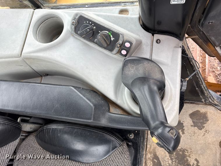 image for item FK1407 2018 Caterpillar D6N LGP dozer