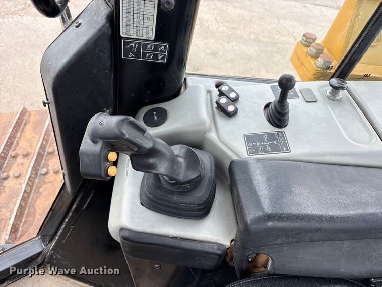 image for item FK1407 2018 Caterpillar D6N LGP dozer