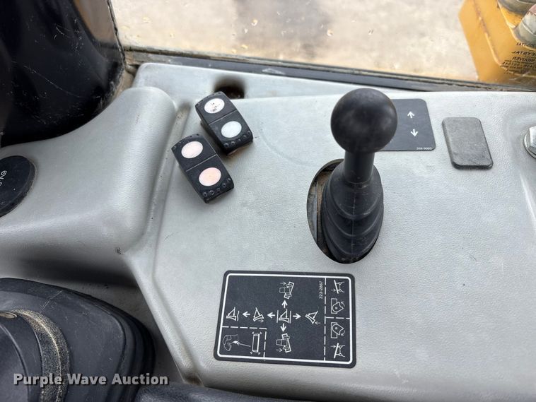 image for item FK1407 2018 Caterpillar D6N LGP dozer