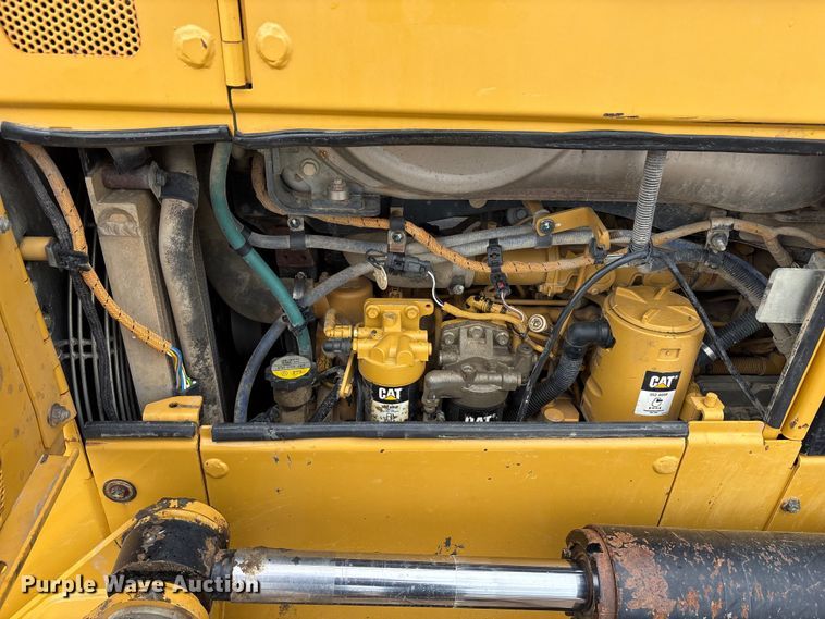 image for item FK1407 2018 Caterpillar D6N LGP dozer