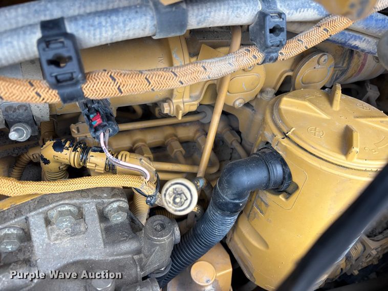 image for item FK1407 2018 Caterpillar D6N LGP dozer