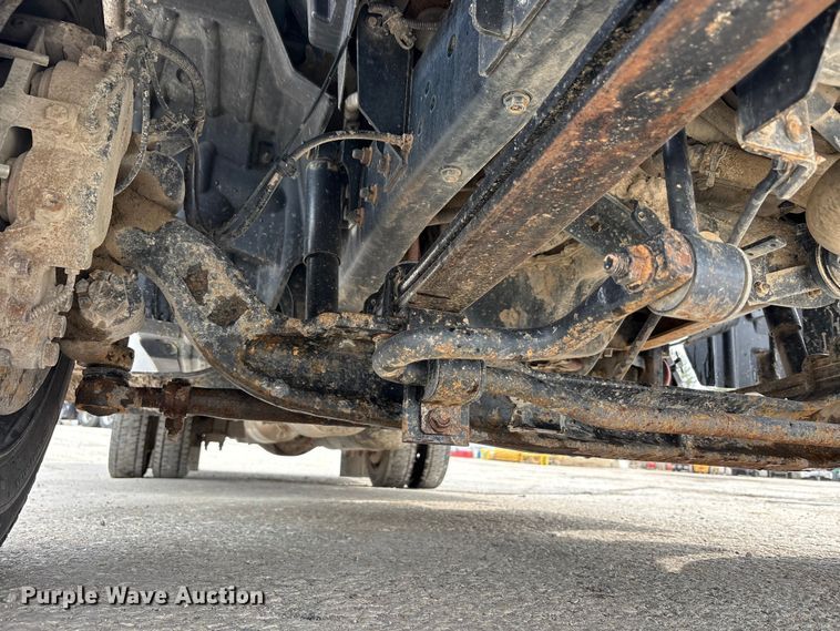 image for item FK1408 2019 Chevrolet Silverado Medium Duty utility / service truck