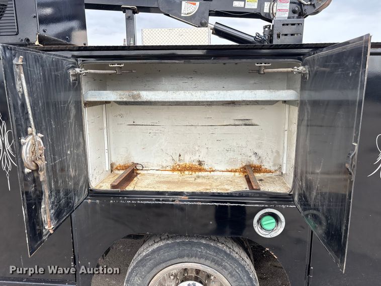 image for item FK1408 2019 Chevrolet Silverado Medium Duty utility / service truck