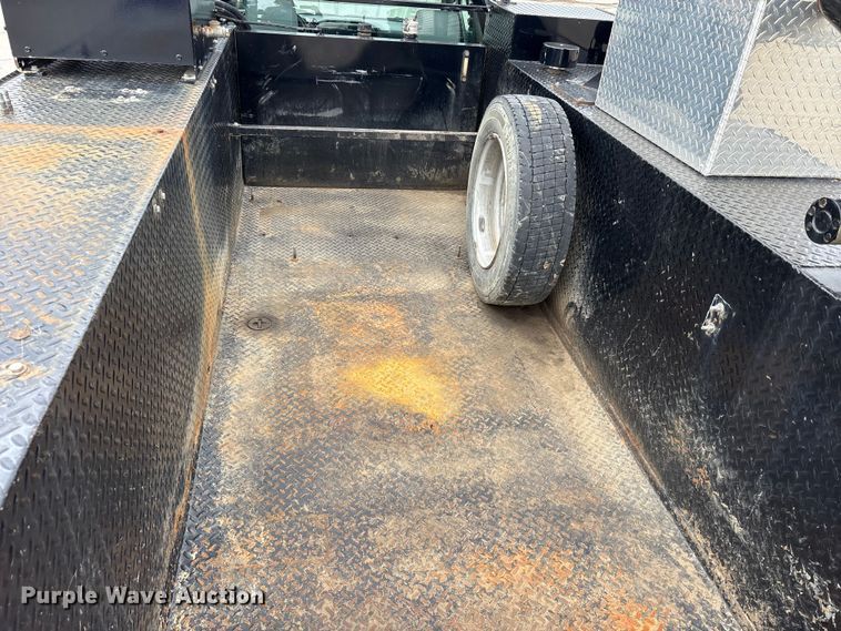 image for item FK1408 2019 Chevrolet Silverado Medium Duty utility / service truck