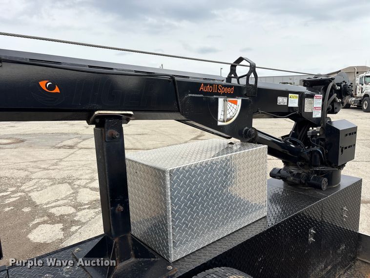 image for item FK1408 2019 Chevrolet Silverado Medium Duty utility / service truck