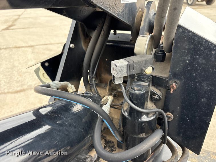 image for item FK1408 2019 Chevrolet Silverado Medium Duty utility / service truck