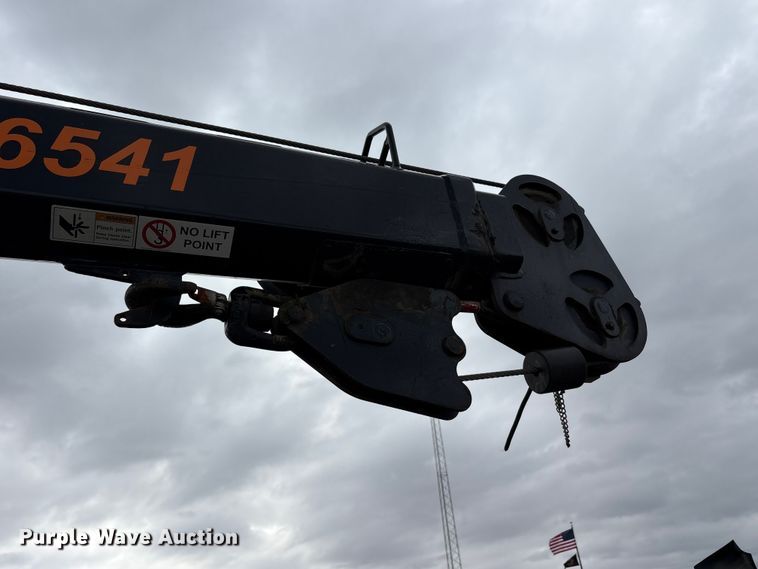 image for item FK1408 2019 Chevrolet Silverado Medium Duty utility / service truck