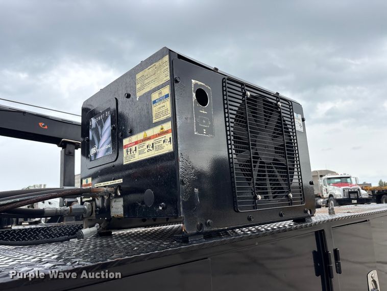 image for item FK1408 2019 Chevrolet Silverado Medium Duty utility / service truck