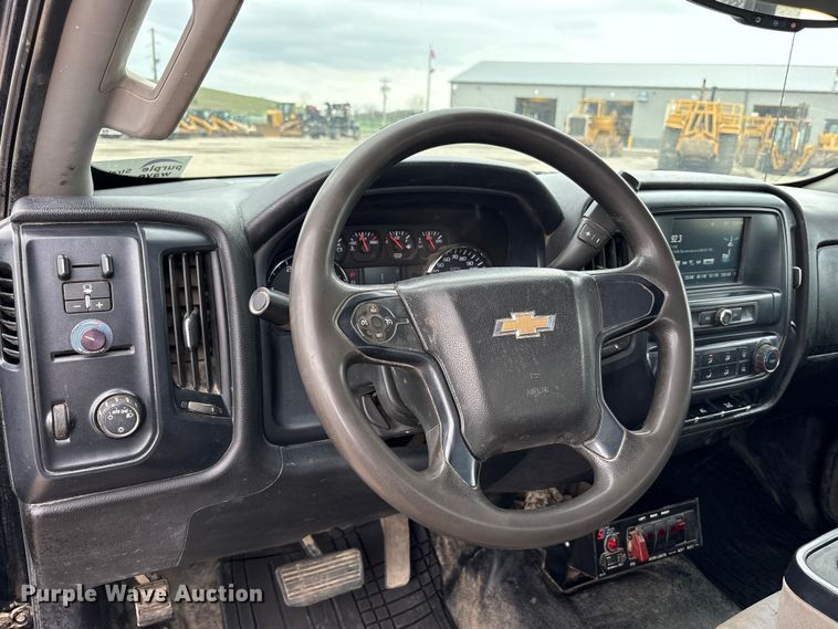 image for item FK1408 2019 Chevrolet Silverado Medium Duty utility / service truck