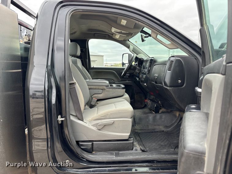 image for item FK1408 2019 Chevrolet Silverado Medium Duty utility / service truck