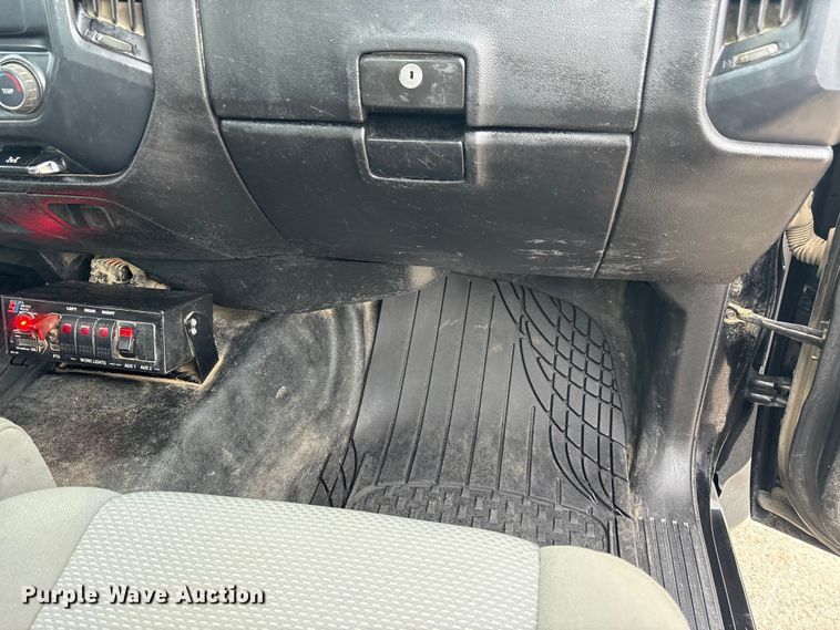 image for item FK1408 2019 Chevrolet Silverado Medium Duty utility / service truck