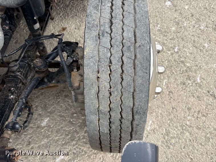 image for item FK1408 2019 Chevrolet Silverado Medium Duty utility / service truck