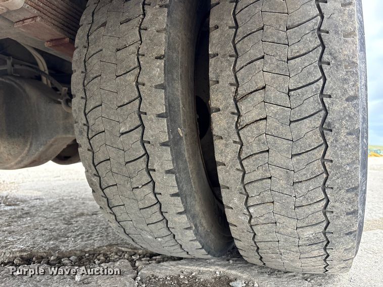 image for item FK1408 2019 Chevrolet Silverado Medium Duty utility / service truck