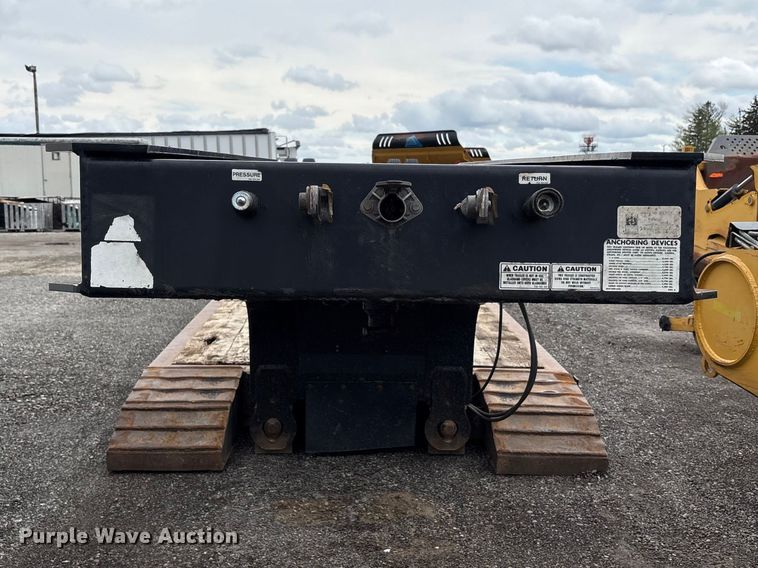 image for item FK1409 2014 Trail King Industries TK110HDG-533 lowboy equipment trailer